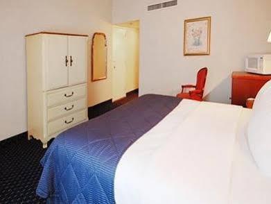 Clarion Hotel & Conference Center Northampton Kültér fotó